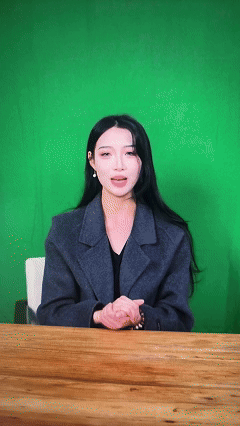 手持手机报时示例